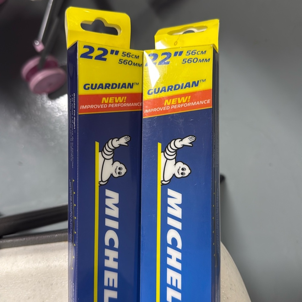 Wiper blades